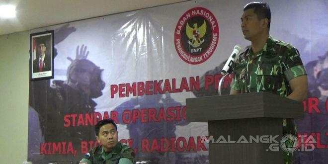 Direktur Pembinaan Kemampuan BNPT, Brigjend. Pol. Rudy Sufahriadi menghimbau warga masyarakat untuk melapor jika ada ancaman terorisme, Kamis (13/8)