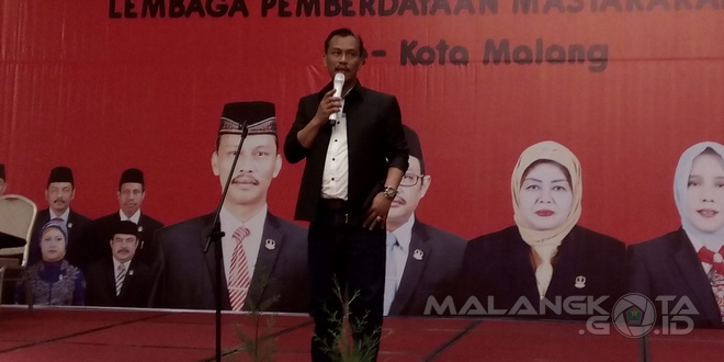 Ketua DPRD Kota Malang, Arief Wicaksono menyampaikan perlunya komunikasi, Senin (30/11)