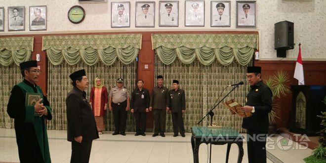 Dr. Idrus, M.Si secara resmi dilantik oleh Walikota Malang, H. Moch Anton, sebagai sekkota baru
